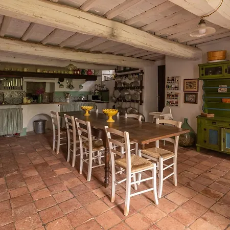 Willa La Casa Dei Limoni, Camaiore, Pet Friendly, Wifi *